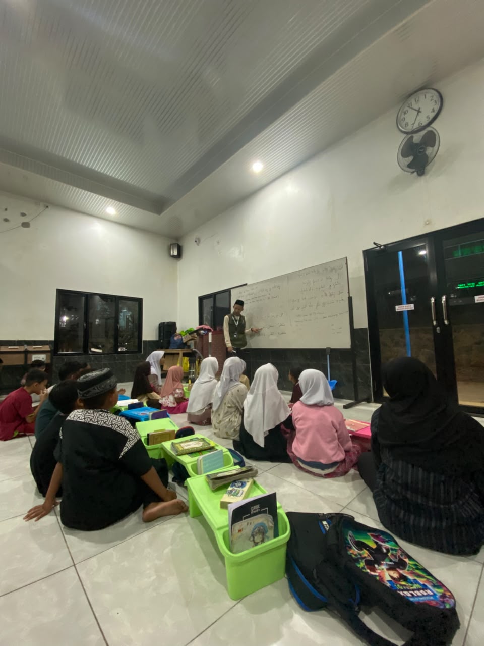 Kegiatan mengaji bersama