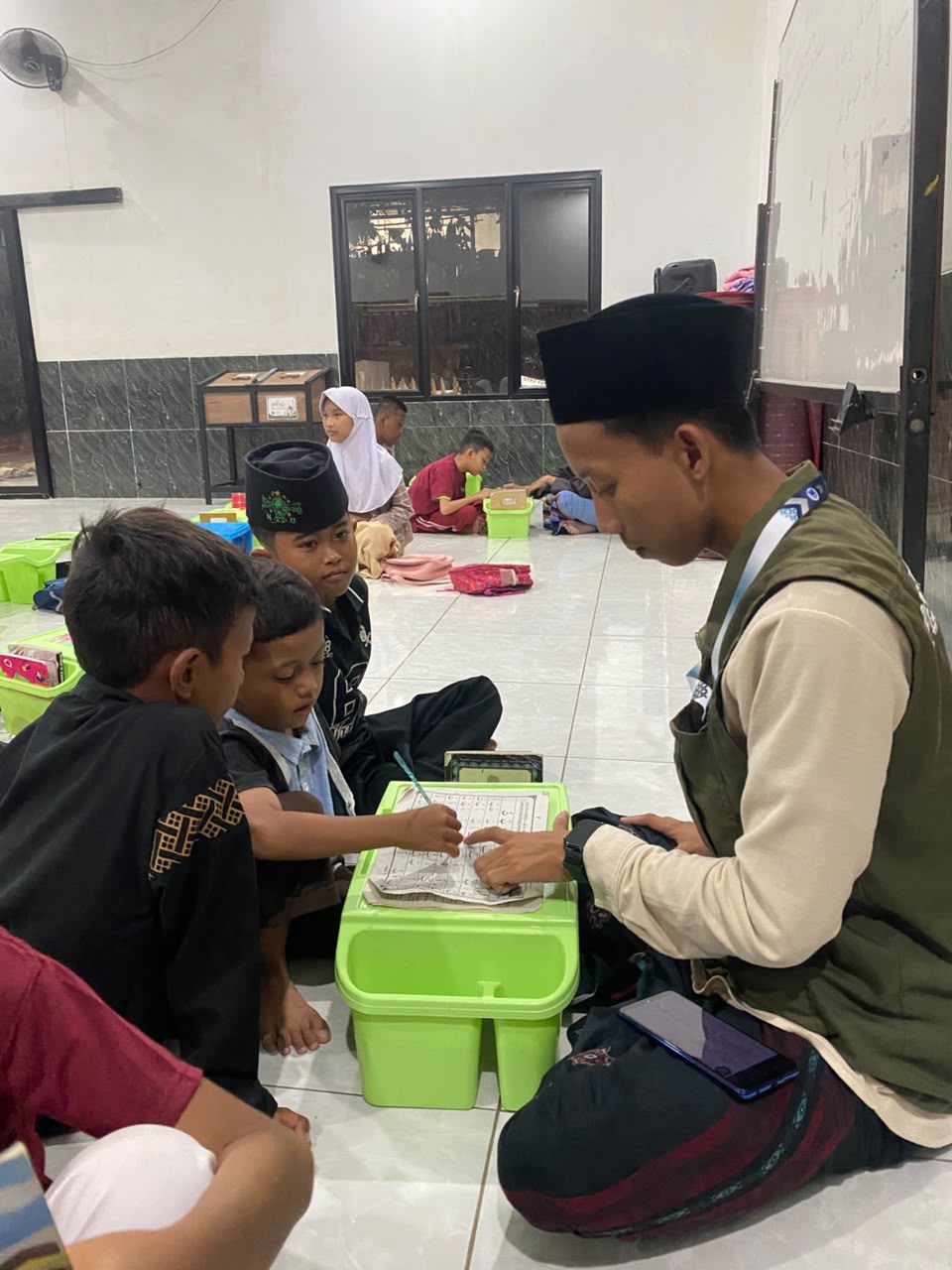 Kegiatan mengaji bersama